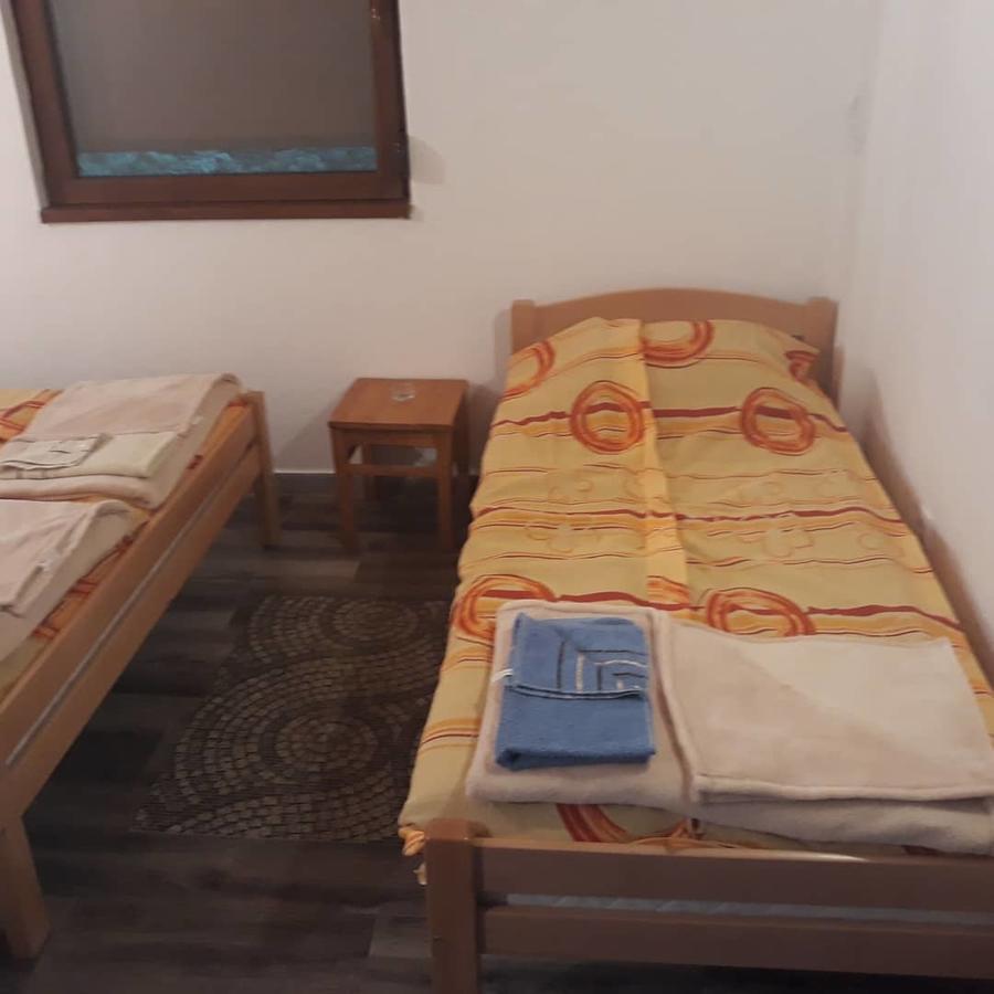 Apartmani Sastavci Tjentiste Bagian luar foto