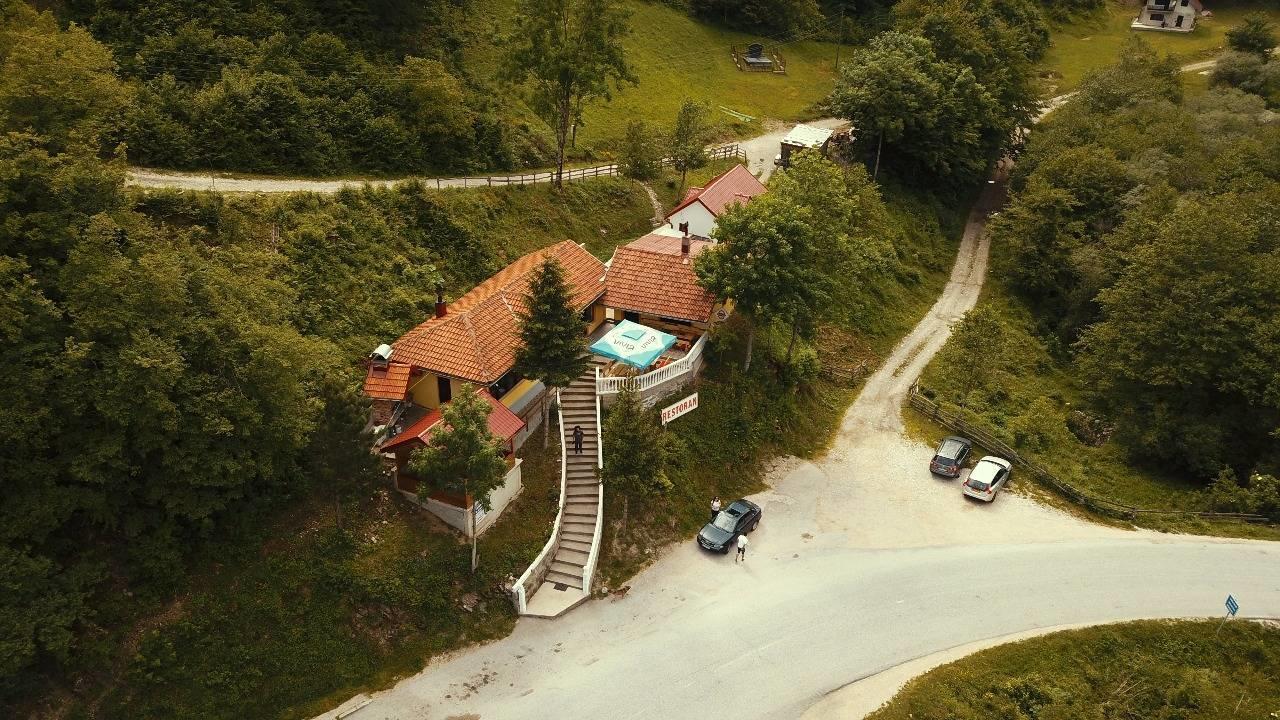 Apartmani Sastavci Tjentiste Bagian luar foto